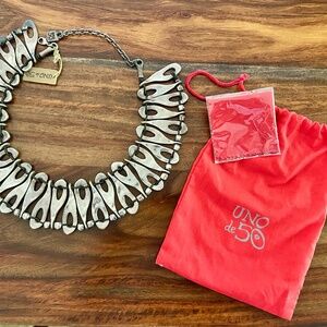 UNO de 50 Bold Silver Statement Necklace